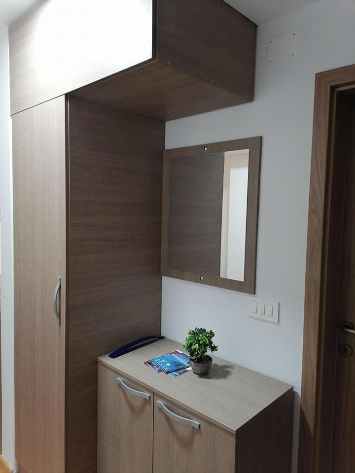 Cosmopolit Apartments Ohrid Esterno foto